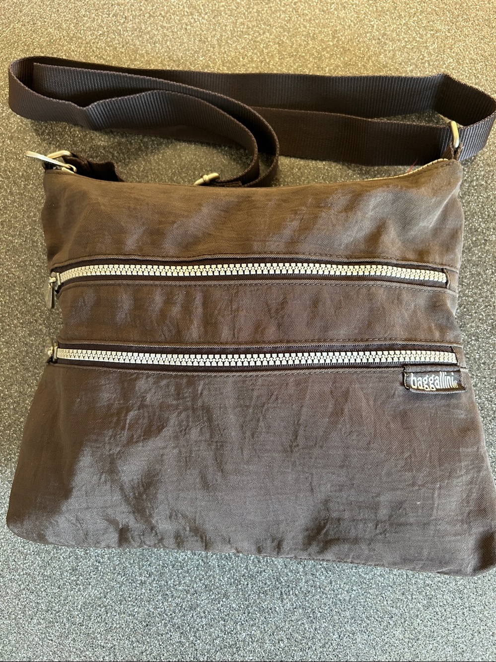 Baggallini Brown Messenger Crossbody with Dual Front Zips